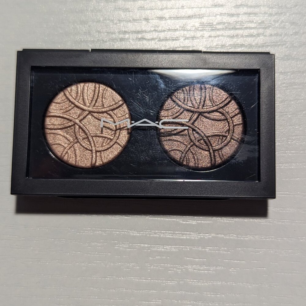 New MAC Extra Dimension Eye Shadow x 2 Duo This Rounds On Me/Feelin Toasty